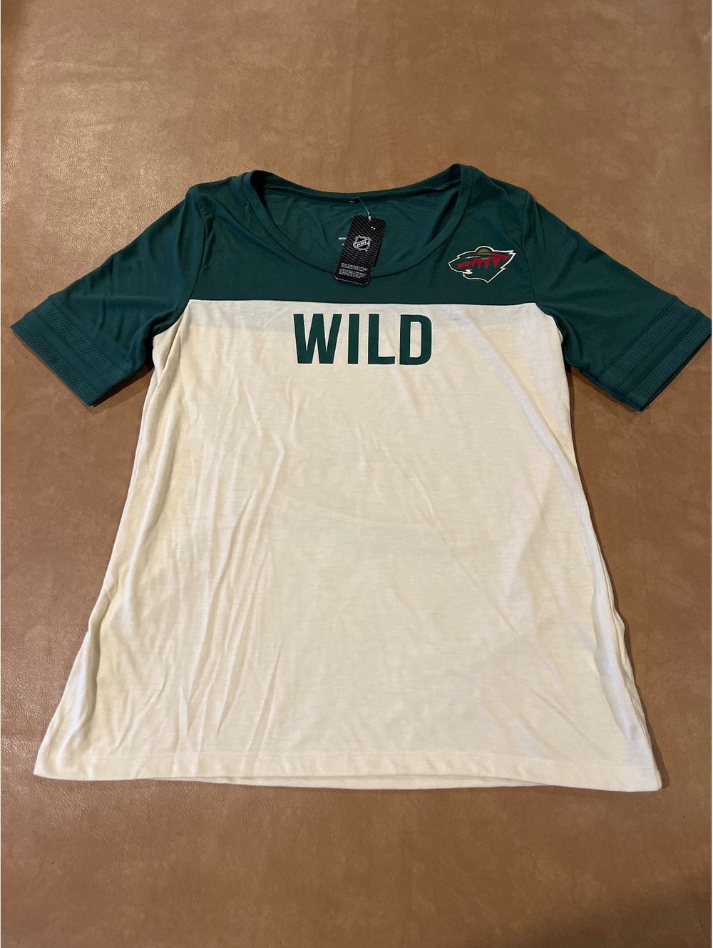 Minnesota Wild Shirt (Women’s Large) NWT
